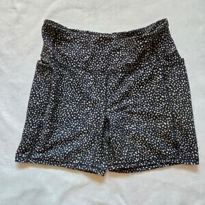 RBX Women’s 7" Bike Shorts Workout Black White outside pockets 2x plus size